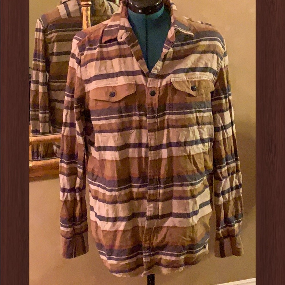 American Eagle Men’s Super Soft Flannel Shirt Sz L
